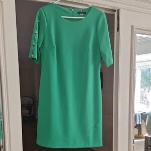 Tommy Hilfiger Emerald Green Shift Dress with Button-Trim Sleeve